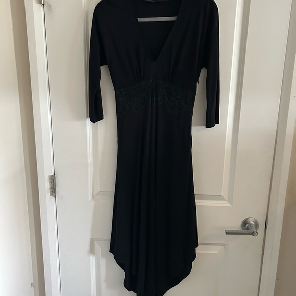 Yigal Azrouel Dresses & Skirts - Yigal Azrouel Black Asymmetrical Ruched Cocktail Dress
